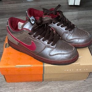 Nike dunk low (wmns 7)